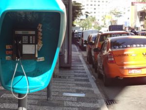 Propaganda - Ensaio de imagens digitais de Curitiba: "Janela da Direita". Ricardo GosWod, 2017